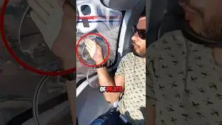 Why Do Pilots Have To Steer Plane Using Hands⁉️😱