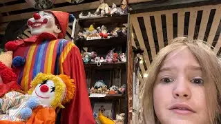 Going to the haunted clown motel gift show in Nevada
