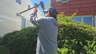 MILWAUKEE  HEDGE TRIMMER ATTACHMENT QUIK-LOK UNBOXING USE AND EDGER! M18 FUEL
