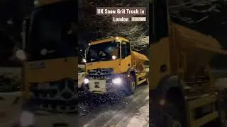 UK Snow Grit Truck in London during Snowfall