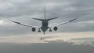 China Southern Airlines 787-9 head on landing at Manila International Airport