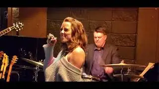 Gretje Angell jazz Bossa Nova 'One Note Samba' at the Barkley, March 10, 2023