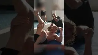 Craig Jones uses some voodoo on Logan Paul #bteamjiujitsu