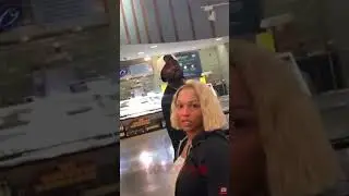 Young Buck about to fight a fan!