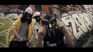 Rollo & Foxn - Tracknamen Sind &Uuml;berbewertet (Official Video)