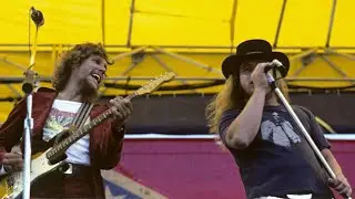 Steve Gaines' badass guitar solo - Lynyrd Skynyrd (Live at Oakland Coliseum Stadium, 1977)