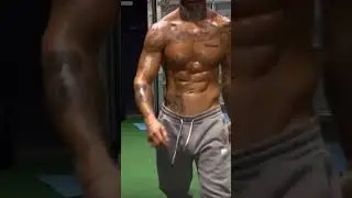 Big boy #fitness #gym #bulge #muscle #gay #abs #lgbt #lgbtq #tiktok #pride #workout