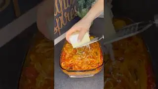 Baked pasta with vegetables and tomato sauce &ndash; simple recipe, in one pan! 🍝