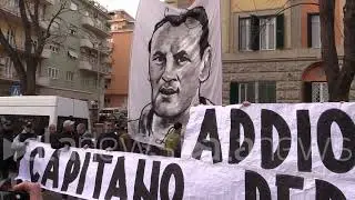 Giacomo Losi, l'ultimo saluto dei tifosi giallorossi a Core de Roma