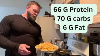 Easy, delicious cutting meal. Bodybuilding chicken fried rice.
