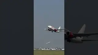 SpiceJet TakeOff | Boeing-737 | #shorts #trending #aviation #viralshorts #spicejet #boeing
