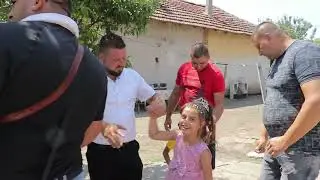 1-КРЪЩЕНЕТО  НА  ДЕНИСЛАВА  И  ЛЕА  -  БУТАН
