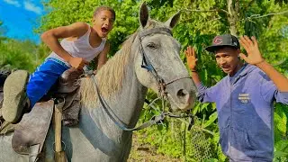 EL NI&Ntilde;O MOTOCONCHO EN CABALLO 🐴😍 ( flakitoh video )
