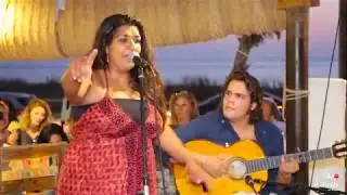 Ana Rancapino en El Escenario Dorado