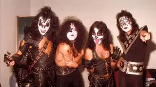 Kiss - I was made for lovin you - Guitar backing track - With vocals
