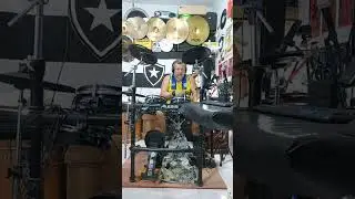 #lacrau #punk #punkrock #hardcore #hc #corrosivo #music #metal #rock #drummer #drums #thrashmetal