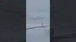 Smartwings invisible blast off! 🛫🇨🇿 #aviation #737max #flyrosta #shorts