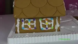 Christmas Gingerbread House| Christmas 2014|B2cutecupcakes