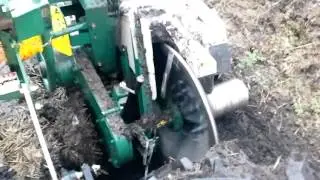ヤンマートラクター　水田畦塗作業　ＳＡＳＡＫＩカドヌールその２ YANMAR  EG400 EcoTra