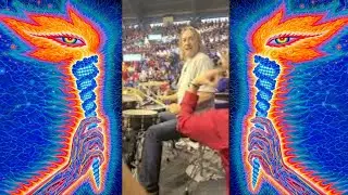 When Danny Carey goes OFF
