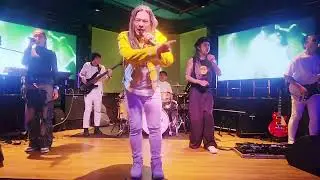 Queen Tribute cover by #hubrisband #hardrockcafe Bohemian Rhapsody / We will rock you!
