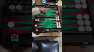 Nasi vs Shimon - EPIC #Backgammon CLASH [Wycliffe Brothers board]! 🎲🎲