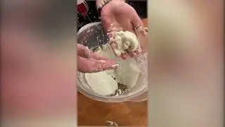 Pinnguaq x Kawartha Lakes Public Library: Melting Snowman Oobleck