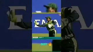Umar gull's spell against dhoni #cr7 #cricket