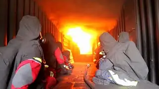 Rauchgasdurchzündung in Übungscontainer