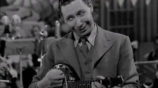 When I'm Cleaning Windows  GEORGE FORMBY  (with lyrics)