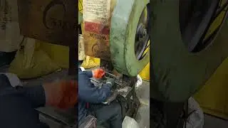 #automobile #boltfactory #machine #boltfastenersfactory Working on it.