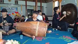 Gubuk Asmoro-srampat Laras kidulans panjak ricko kendang seni reog singo mudho plancungan 