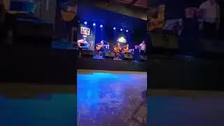 Cantares de la Patria en el tradicional Boliche 
