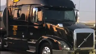 How to drive a 18-wheeler (Beginners Guide)