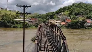 Trem atravessando a ponte do Rio Paraíba em Barra Mansa !!