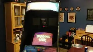 Dragon's Lair running on a LD-V8000 Pioneer player.
