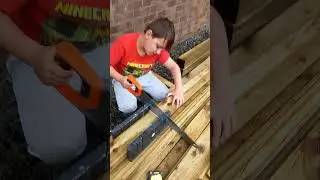 How to use a mitre box to saw wood 🪵 🤔