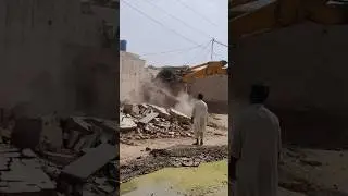 poor people houses demolished in Pakistan #youtube #youtubeshorts #beautyofpakistan