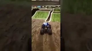 Дрон-камера! (Monster Jam Steel Titans) #monstertrucks #toucanplays #gravedigger