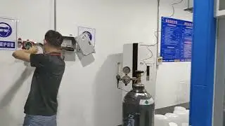 gas detector in laboratory