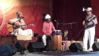 Aykanna  Sings 