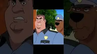 Scooby is messing with the policeman🐕👮
