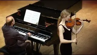 Annemarie Hensens is performing: R  Schumann Vioolsonate no. 1 in a mineur, op  105 I