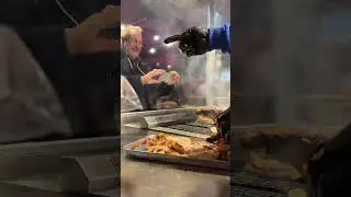 Kunden probieren neuen Chicken Wrap😋 #shorts