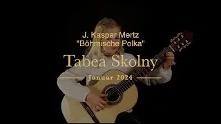 Tabea Skolny (11) plays 