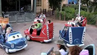 DISNEY PARIS (disneyland) CARS QAUTRE ROUES RALLYE