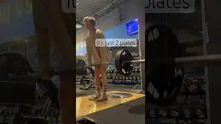 Scared to do 405 🤦&zwj;♂️ #slowed #deadlift #shorts #feed #lofi #weightlifting #plates