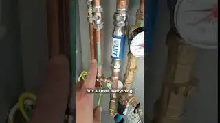 What the flux is this?  👀 #plumberjobs  #plumber #fyp #foryou #constructionlife #diy #fail
