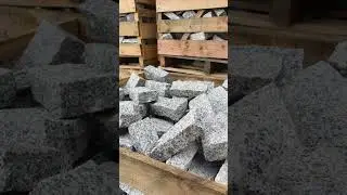 Light grey 200mm x 10mm x 50mm granite setts.