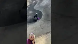 Roller skating falls!!#shorts#funny#masukberanda#skate#trending#sepaturoda#subscribe#shortvideo#fyp